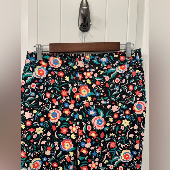 Boden Danby pull on trousers in rainbow floral size 8R Excellent condition - Picture 3 of 5